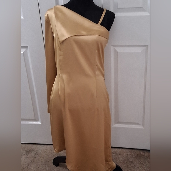 Designer Making The Cut Satin Midi Dress    Size M - Picture 1 of 14